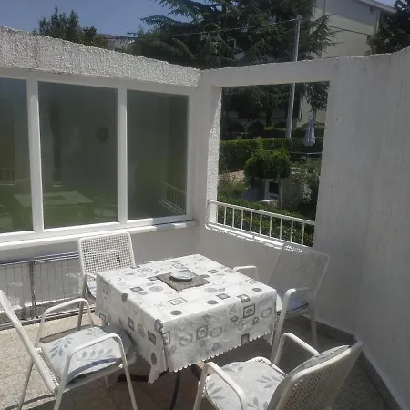 House Monty Apartment Malinska